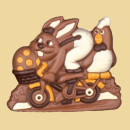 Hase auf Fahrrad Schokoladefigur