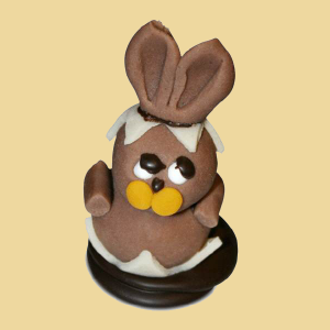 Marzipanfigur Osterhase braun
