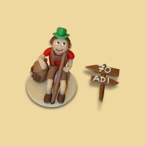 Marzipanfigur Wanderer mit Stock