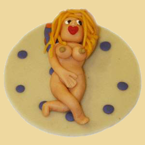 Marzipan Blondine