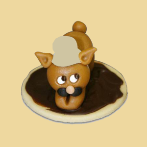 Marzipan Figur Katze mit Hut